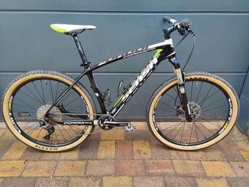 Nette 27,5" carbon Sensa Pordoi 1x11. Frame 18" (1.75-1.85m) beschikbaar voor biedingen