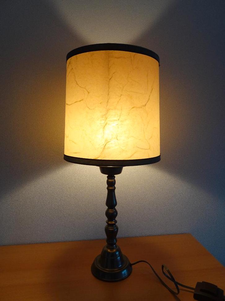 Lamp met tinnen voet, tafellamp, Huis en Inrichting, Lampen | Tafellampen, Gebruikt, 50 tot 75 cm, Metaal, Overige materialen