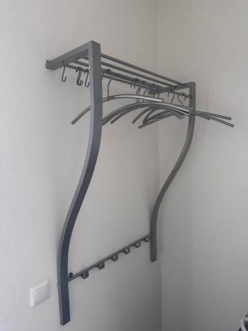 Metalen Wandkapstok - 110x75 cm beschikbaar voor biedingen