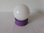 Vintage plafondlampje, plafondkap in paars met witte bollamp, Huis en Inrichting, Ophalen of Verzenden, Gebruikt, Glas