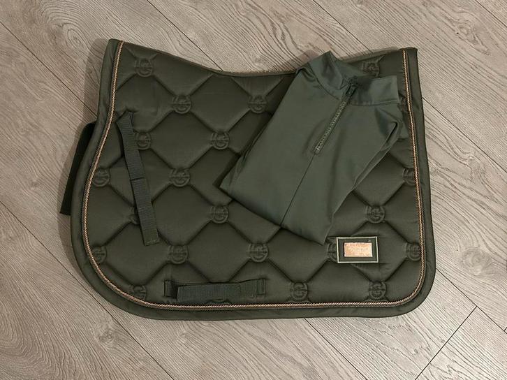 Setje equestrian stockholm, Dieren en Toebehoren, Paarden en Pony's | Dekens en Dekjes, Zo goed als nieuw, Verzenden