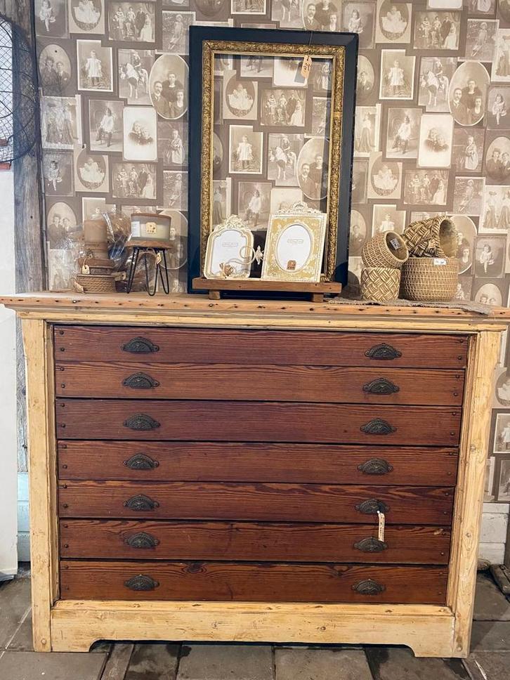 Stoere Franse kloosterkast ladekast kast, Antiek en Kunst, Antiek | Meubels | Kasten, Ophalen