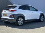 Hyundai Kona EV Fashion 64 kWh Navigatie / Cruise control /, Stof, Gebruikt, Wit, 204 pk