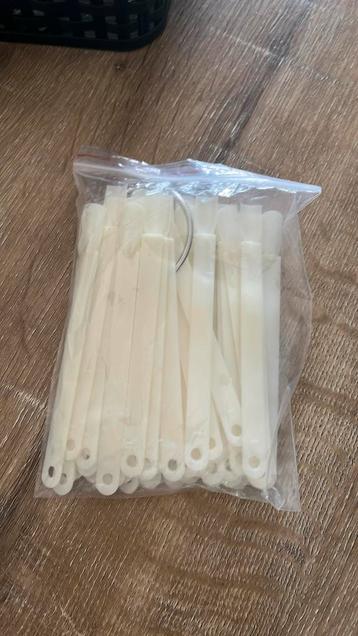 40 nagelstaaltjes beschikbaar voor biedingen