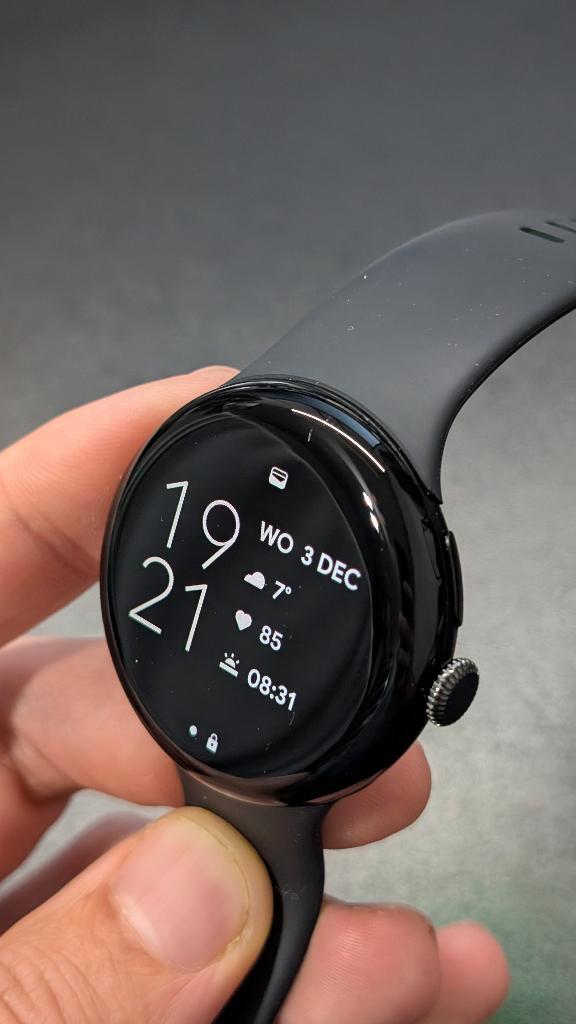 Google Pixel Watch 3 4G / LTE, 45 mm, Sieraden, Tassen en Uiterlijk, Smartwatches, Gebruikt, Android, Zwart, Afstand, Calorieverbanding