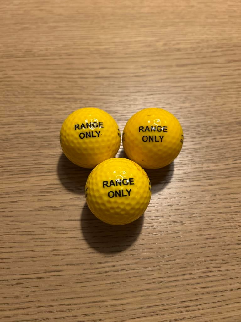 Gele Nassau Range Golfballen Nieuw, Ophalen of Verzenden, Zo goed als nieuw, Bal(len), Overige merken