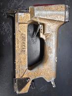 Te koop Duo-Fast BW-653 pneumatische tacker (nietmachine)., Doe-het-zelf en Verbouw, Gereedschap | Handgereedschap, Ophalen, Gebruikt