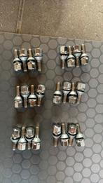 Te koop chrome wielbouten Renault, Ophalen, Renault