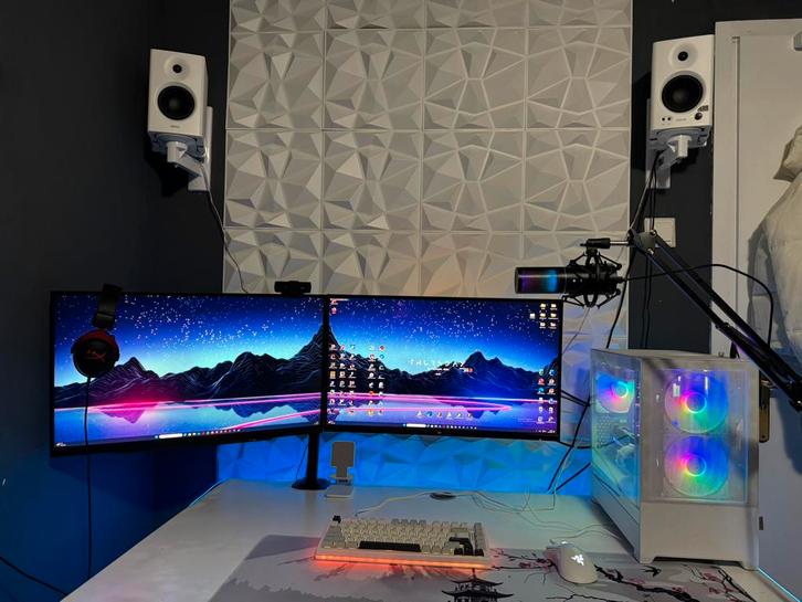 Complete gaming setup, Computers en Software, Desktop Pc's, Zo goed als nieuw, 4 Ghz of meer, SSD, Gaming, Ophalen