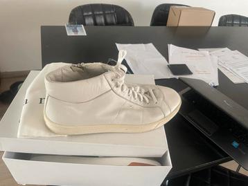 Santoni Half Hoge Sneakers 9.5 beschikbaar voor biedingen