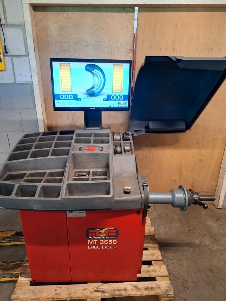 Balanceer machine mondolfo ferro ergo laser, Auto diversen, Autogereedschap, Ophalen