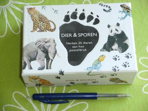 Dier & sporen - herken 25 dieren aan hun pootafdruk, Hobby en Vrije tijd, Gezelschapsspellen | Overige, Zo goed als nieuw, Een of twee spelers