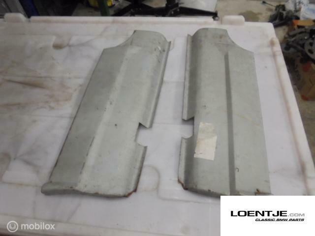 reparatie stuk wielrand dorpel achter nieuw bmw 02 1502 2002, Auto-onderdelen, Interieur en Bekleding, BMW, Gebruikt, Ophalen of Verzenden