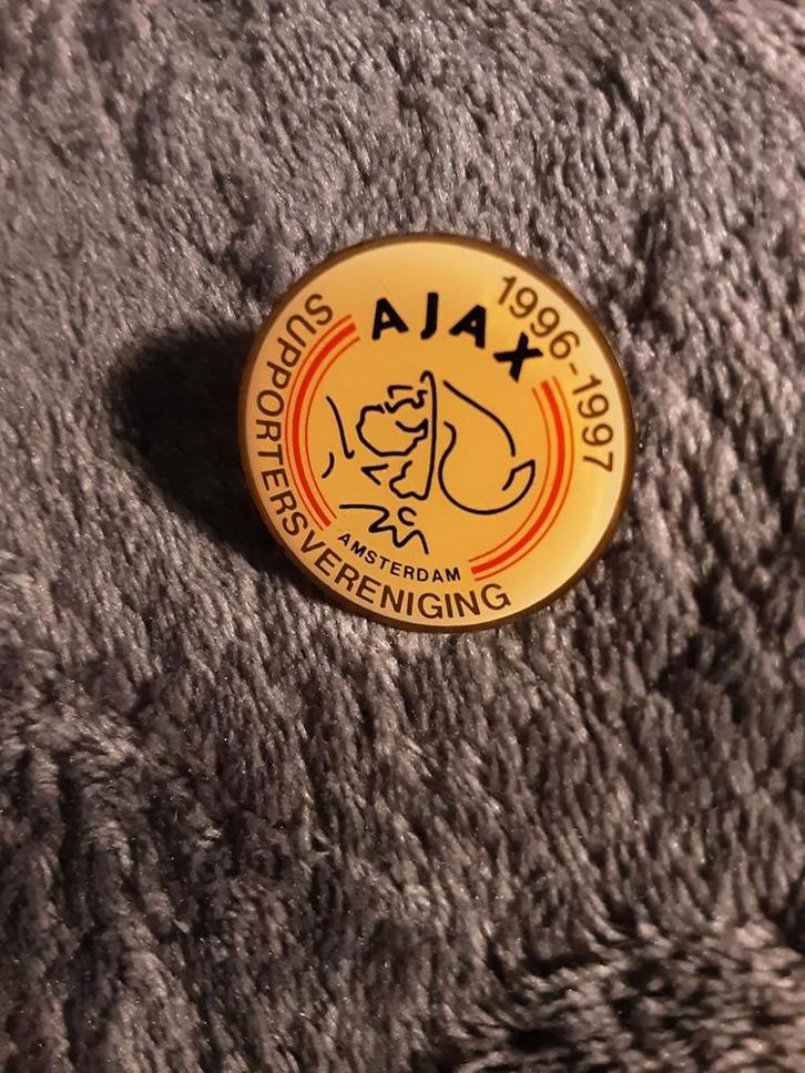 Ajax Supportersvereniging Speldje 1996-1997, Verzamelen, Sportartikelen en Voetbal, Ophalen of Verzenden