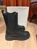 & Other Stories Chuncky Leren Chelsea Laarzen 38, Ophalen of Verzenden, Zo goed als nieuw, Zwart, Lage of Enkellaarzen