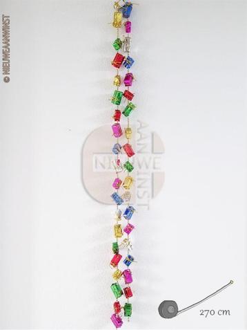 Sinterklaas pakjesguirlande met kralenketting – 270 cm beschikbaar voor biedingen