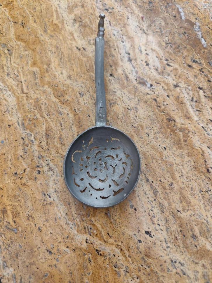 Poedersuiker lepel tin Zakkendragershuisje R'dam 70-er jaren, Antiek en Kunst, Antiek | Tin, Ophalen of Verzenden