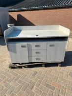 professionele in hoogte verstelbare aankleedtafel, Ophalen of Verzenden, Zo goed als nieuw