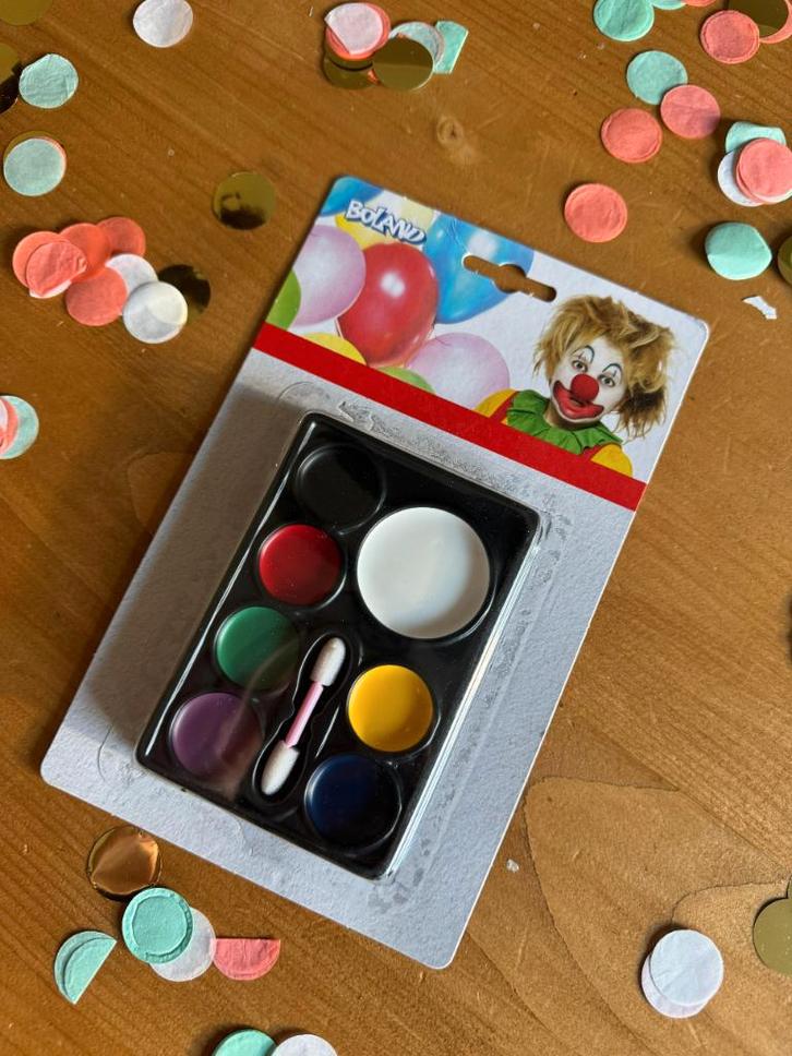 Schmink nieuw 2 verschillende soorten, Hobby en Vrije tijd, Feestartikelen, Nieuw, Schmink, Carnaval, Ophalen of Verzenden