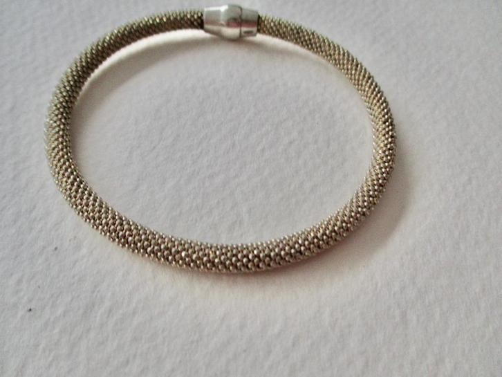 Zilveren rose/goud kleur armband flexibele band 6 cm. zilver, Sieraden, Tassen en Uiterlijk, Armbanden, Zo goed als nieuw, Zilver