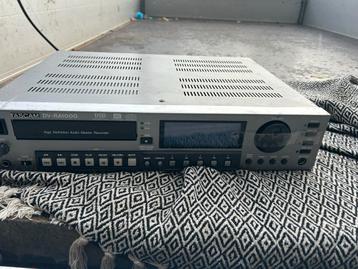 TASCAM DV-RA1000 Stereo Master Recorder Monster beschikbaar voor biedingen