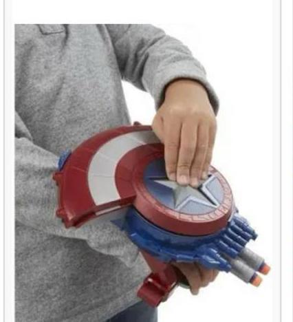 Nerf Captain America blaster reveal Shield Marvel, Kinderen en Baby's, Speelgoed | Buiten | Actiespeelgoed, Zo goed als nieuw