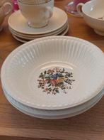 Drie 3 Wedgwood Conway papschaaltje 16cm, Ophalen of Verzenden, Zo goed als nieuw, Kom(men), Wedgwood