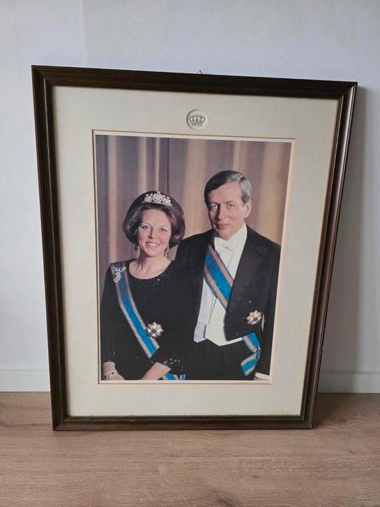 Statieportret statie portret van koningin Beatrix en Claus, Verzamelen, Koninklijk Huis en Royalty, Zo goed als nieuw, Servies