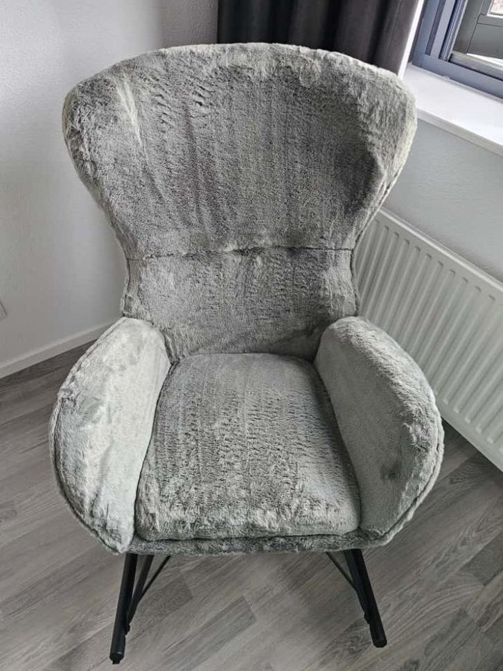 Schommelstoel grijs zwart nieuw, Huis en Inrichting, Stoelen, Nieuw, Eén, Metaal, Stof, Grijs, Ophalen