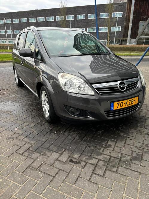 Opel Zafira 1.8 2010 Grijs, Auto's, Opel, Particulier, Zafira, Airbags, Centrale vergrendeling, Cruise Control, Elektrische ramen