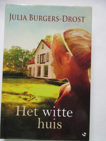 Julia Burgers-Drost - Het witte huis beschikbaar voor biedingen