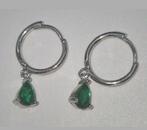 Kleine zilveren oorbellen groene steen, Verzenden, Zo goed als nieuw, Groen, Zilver