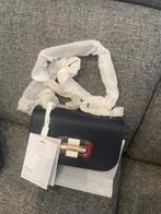 Nieuwe Tommy hilfiger schoudertas van leer waarde 199€, Ophalen of Verzenden, Nieuw, Blauw, Schoudertasje