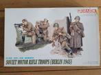 1:35 1/35 Dragon Soviet Motor Rifle Troops (Berlin 1945), Ophalen of Verzenden, Zo goed als nieuw, 1:35 tot 1:50, Figuur of Figuren