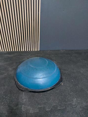 Balanceerbal / Bosu Bal / Halve Balans Trainer beschikbaar voor biedingen