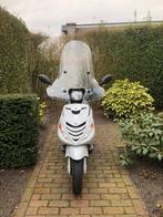 Scooter Piaggio Zip inclusief accessoires, Fietsen en Brommers, Scooters | Piaggio, Ophalen, Gebruikt, Maximaal 45 km/u, Zip