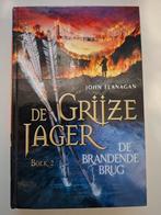 De grijze jager deel 2, hardcover, Boeken, Ophalen of Verzenden, Gelezen