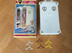 Sindy pedigree witte kledingkast wardrobe in doos set!, Ophalen of Verzenden, Gebruikt, Overige typen