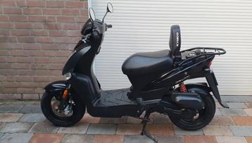 Kymco Agility 50 Fat 4 takt snorscooter igst van 2e eigenaar beschikbaar voor biedingen