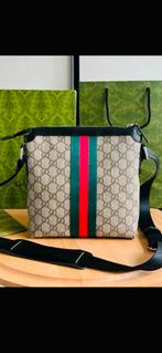 Gucci Messenger Bag - Klassiek Design, Ophalen of Verzenden, Zo goed als nieuw, Beige, Schoudertasje