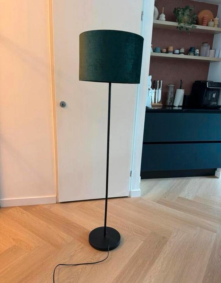 Groene Velvet Staande Lamp, Huis en Inrichting, Lampen | Vloerlampen, Zo goed als nieuw, 150 tot 200 cm, Metaal, Ophalen