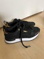 Puma sneakers, zwart goud, 38, Ophalen of Verzenden, Zo goed als nieuw, Zwart, Sneakers of Gympen