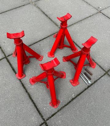 Assteunen set 4 stuks 3-poot beschikbaar voor biedingen
