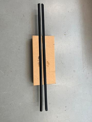 Sierstrip achterspatbord midden L en R volvo 240 245 zwart beschikbaar voor biedingen
