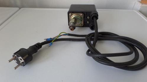Drukschakelaar, HUANLI, (#8362), SK-IX, Tuin en Terras, Waterpompen, Gebruikt, Elektrisch, Overige typen, Ophalen of Verzenden