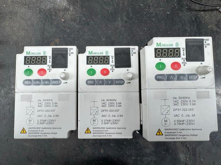 3 x Moeller Frequentie Regelaars 2 x 0,37 kW en 1 x 0,55 kW, Hobby en Vrije tijd, Elektronica-componenten, Ophalen of Verzenden