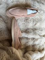 Loro piana 37, Nieuw, Ophalen of Verzenden, Onbekend, Instappers