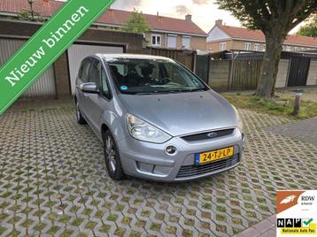 Ford S-Max 2.0 Titanium 2006 189dkm Airco/PDC/APK4-2026 beschikbaar voor biedingen