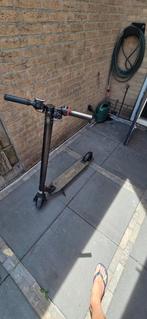 Elektrische step denderende DEFECT!, Fietsen en Brommers, Steps, Ophalen, Gebruikt, Elektrische step (E-scooter)
