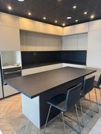 Prachtige mooie showroom keuken met keuken eiland MOET WEG !, Huis en Inrichting, Keuken | Complete keukens, Ophalen of Verzenden